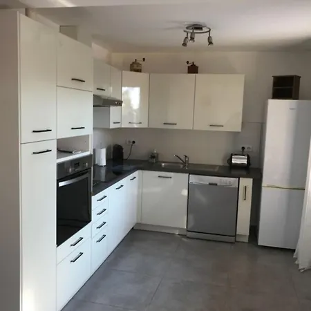 Charmante Maisonnette T2bis Plaine De *